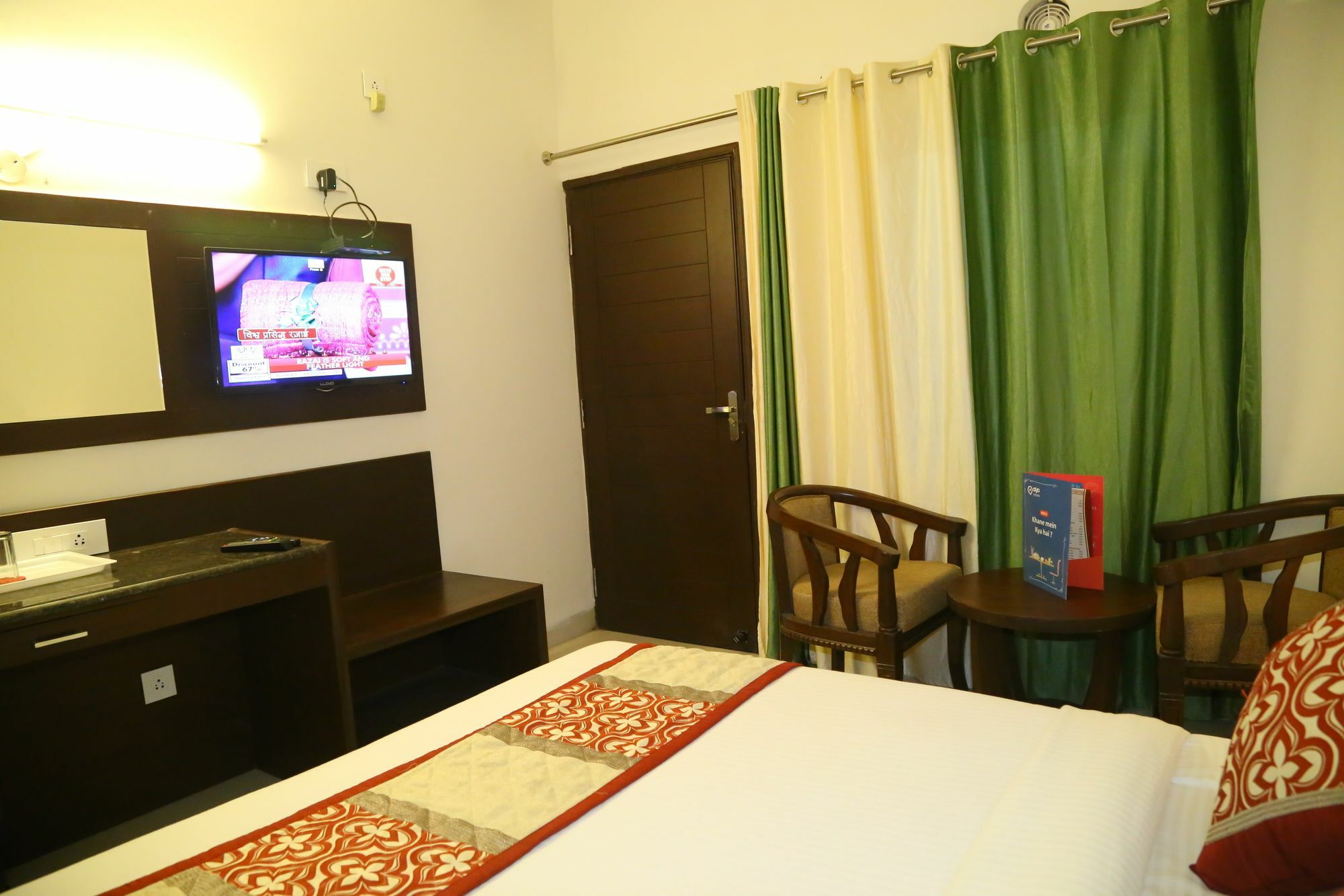 Hotel Oscar Regency Panchkula Exteriör bild