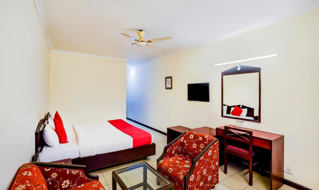 Hotel Oscar Regency Panchkula Exteriör bild